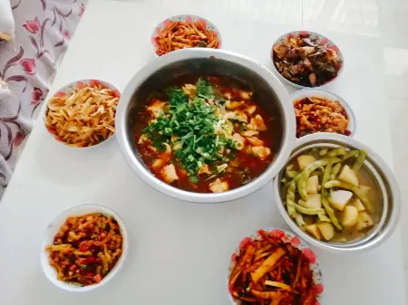 Lushan Yuyou Chuanjing Homestay Отели в г. Лушань