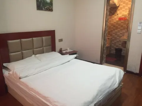 Yongchang Tianyisen Hotel