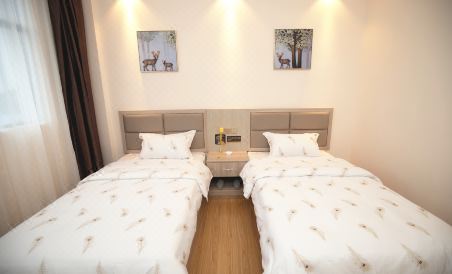 Suitetrails - Jihao Hotel, Ji'an County