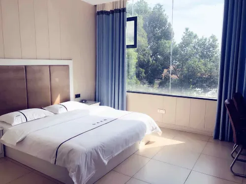 Linyi Hemei Hotel