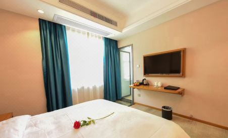 Jinggangshan Phoenix Business Hotel - Housity