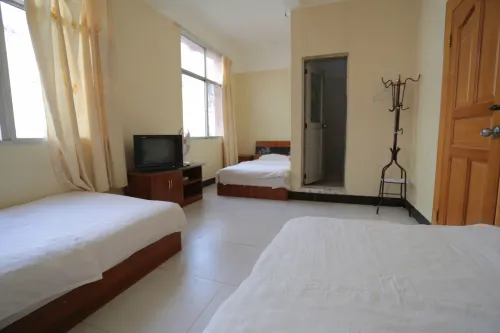 Meng Companion Ling Hotel - Bintang 2