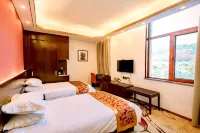 Jinggangshan Hotel Hotels near Jiangxi Cadre College