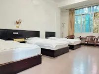 Fangzhou Apartment