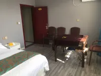 Wushan Haohui Business Hotel - Inns
