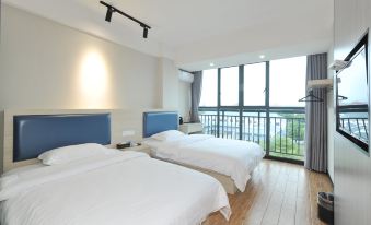 Dongxing Shell Beach Hotel (Golden Beach on Wanwei Island)