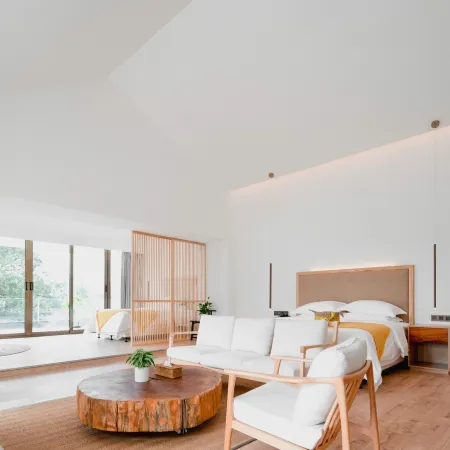 Xianzai Houshe Hotel (Dujiangyan Scenic Area) Отели в г. Дуцзянюань