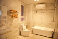 Yingkou Yipinge Seaview Apartment (Bayuquan Shanhai Square) - ติดทะเล