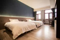 Yanggaoxiangyun Art Hotel