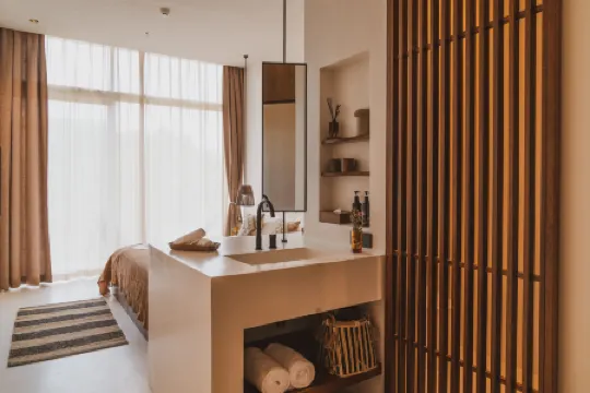 Dalian Sishi Jingyu Beach Resort Hotel