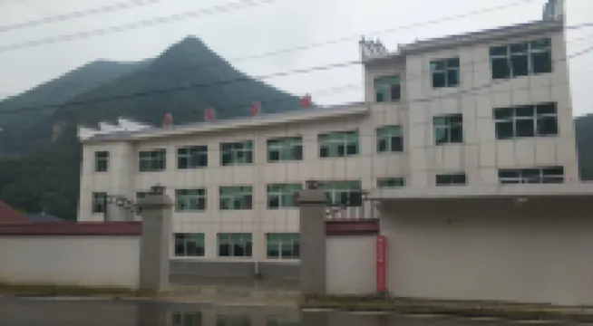 Baokang Huayi Hotel