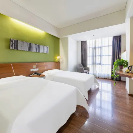 Pesht Hotel