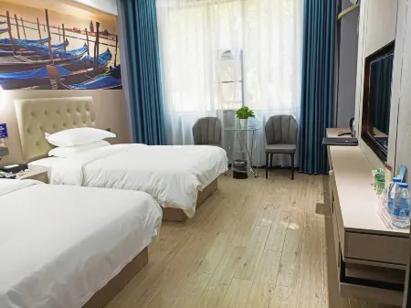 Lingyun Haoli Business Hotel Отели рядом с достопримечательностью «Naling Cave»