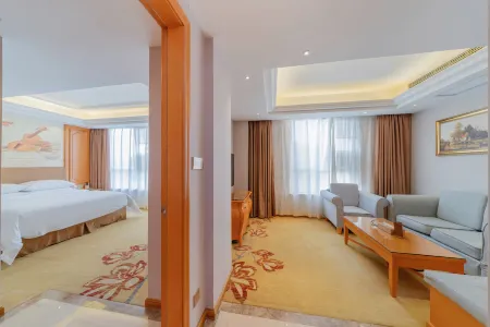Vienna Hotel (Shantou Chaoyang Center Branch)