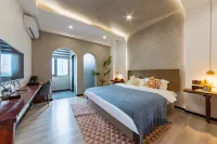 Jiayuanhong Hotel (Jianshui Ancient City Branch) - parkir