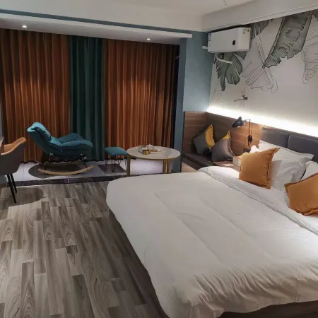 Menghaimanshu Hotel