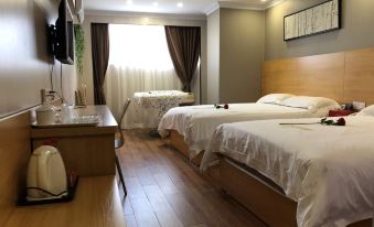 Shenzhen 168 Hotel Chain (Luohu Shaibu Subway Station)