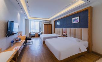 Weiduo Hotel (Fenghuang North Street)