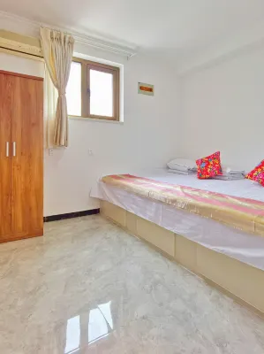 Beijing Zaoxiang Courtyard Farmhouse