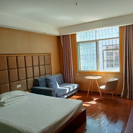 Yangxin Hongtu Hotel