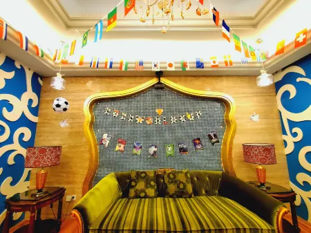 Tao Garden Automobile Boutique Hotel (Foshan China Ceramics City Shiwan Subway Station) Отели рядом со станцией Foshan West Railway Station