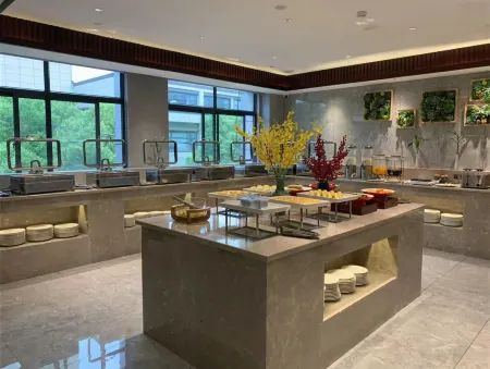 Cixi Mingyue Hotel Отели рядом с достопримечательностью «College of Science and Technology, Ningbo University»