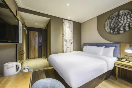 Homeinn · neo Hotel (Kunming Beijing Road Dongfeng Square Subway Station)