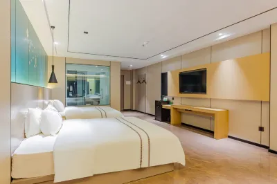 Yade Hotel