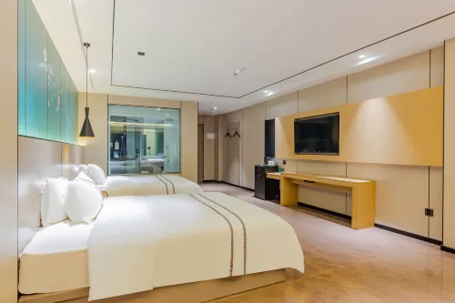 Yade Hotel