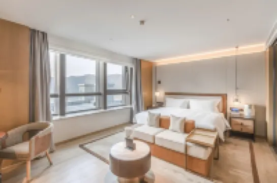 YUN-ZEN JINLING CUIYUNSHAN HOTEL CHONGLI