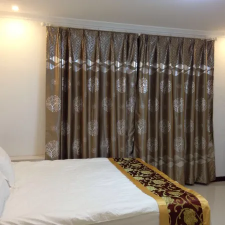 Liuhe Yulin Business Hotel