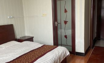 Shenzhou Jixiang Express Hotel