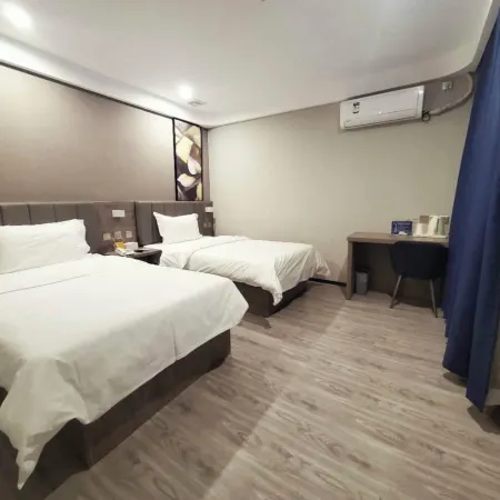 7 Days Premium Hotel (Beijing South Railway Station Jiaomen East Subway Station) Отели в г. Пекин