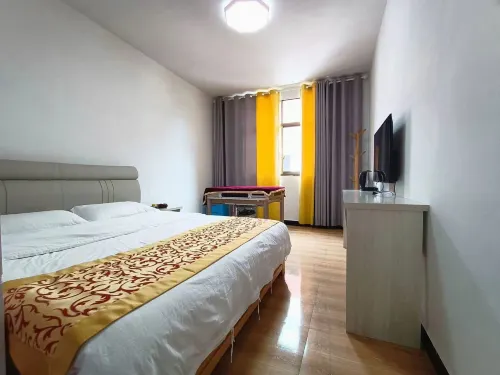 Boss Yan Hotel - Homestays
