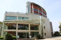 Longshui Lake Dalong Bay Hotel Hotel in zona CPC Chongqing Shuangqiao District Committee Party School
