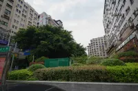 Dazhou Tianyi Fashion E-sports Hotel (City Center Plaza)