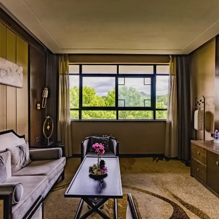 TONGXINLAKE HOTEL