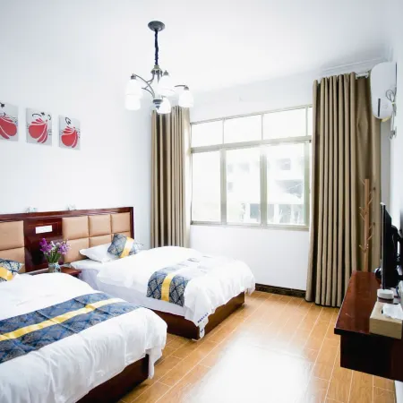 Zhijin Yuanquan Business Hotel