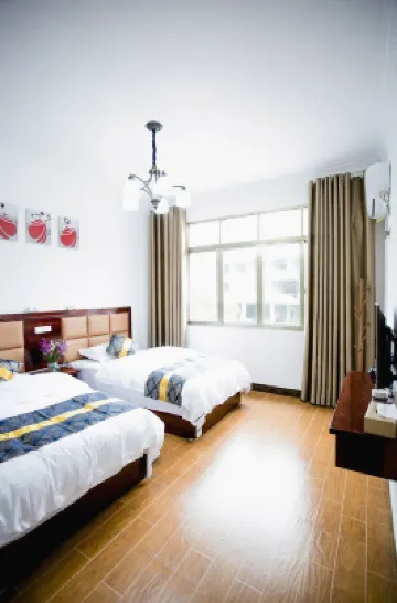 Zhijin Spring Business Hotel