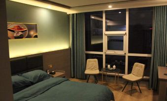 Pebble Hotel (Taiqian Jinshui Road Mobile Company)