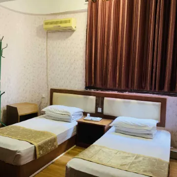 Yanting Xinhua Hotel