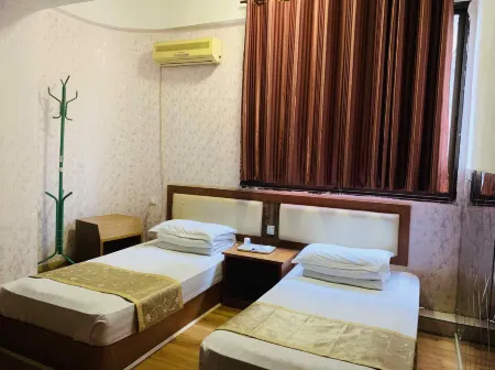 Yanting Xinhua Hotel