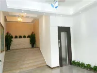 Qingyuan Yuexingkong Theme Apartment