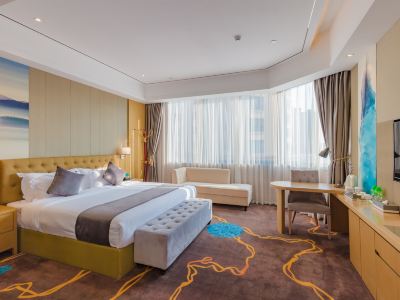 He Hotel