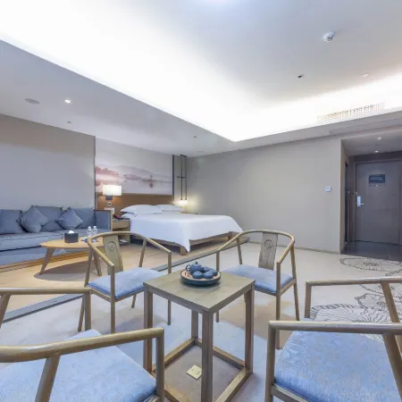 Yijia Bauhinia Hotel