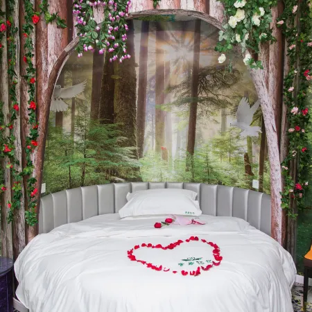 Pingchang Youth Memory Theme Hotel