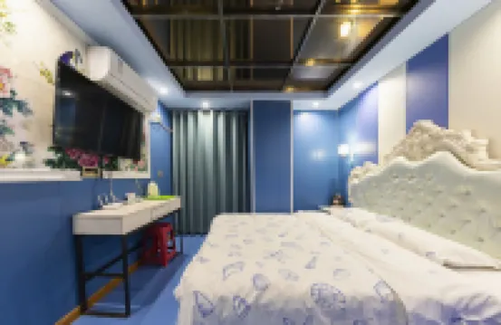 辰星主題酒店（鄭州火車站二七廣場地鐵站店）