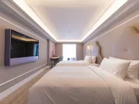 Mercure Xi'an Downtown Hotels near Renmin Square