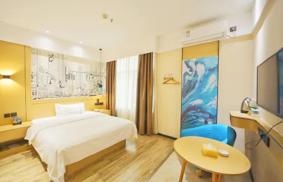 柏曼酒店（南漳水鏡廣場店）