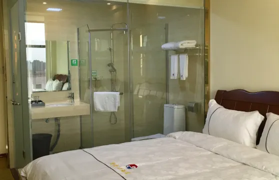 平江雲來大酒店